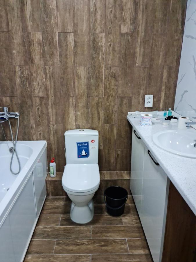 Апартаменты В Центре, В Новом Доме Almaty Luaran gambar